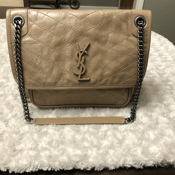 Yves Saint Laurent Handbags - ❤️❤️SOLD❤️ SOLD❤️❤️